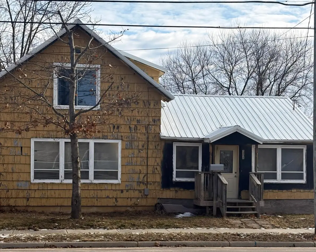 1208 Academy STREET, Elroy, WI 53929 - Image #1
