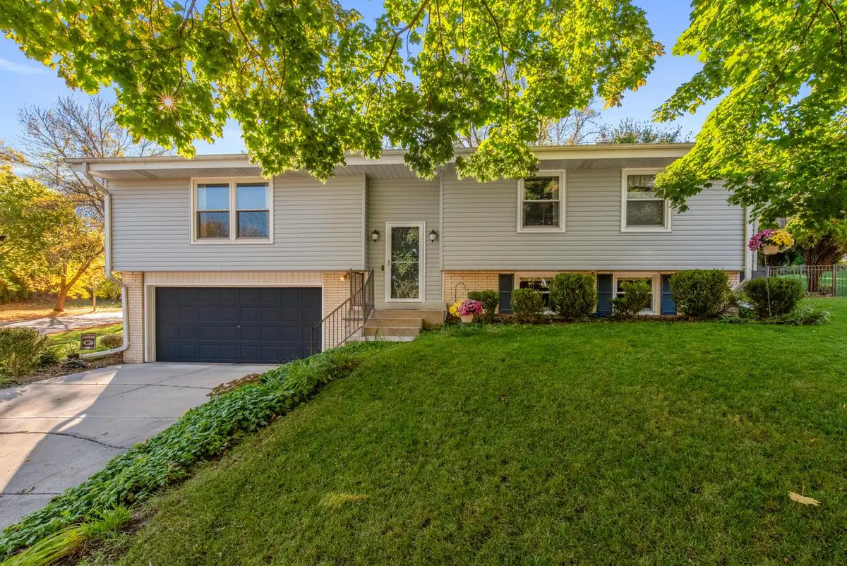 2212 Gatekeeper COURT, Waukesha, WI 53188 - Image #1
