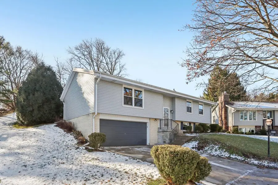 2212 Gatekeeper COURT, Waukesha, WI 53188 - Image #2