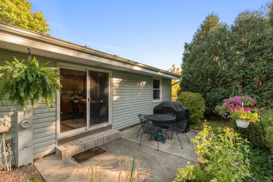 2212 Gatekeeper COURT, Waukesha, WI 53188 - Image #3