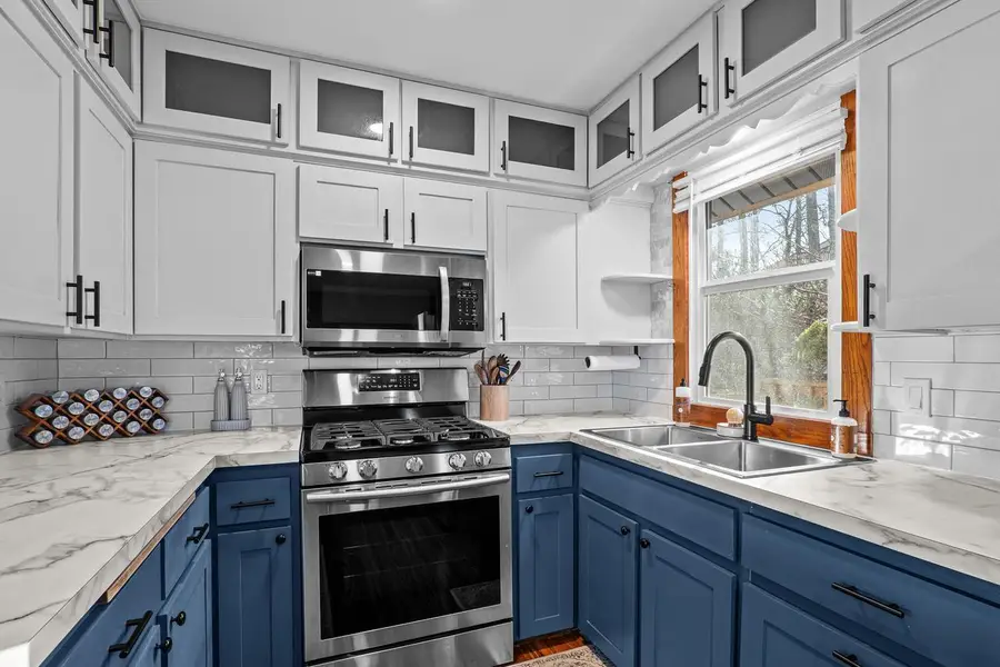 W6285 Harbor Lights CIRCLE, Cascade, WI 53011 - Image #2