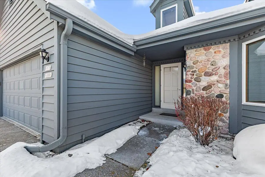 W179N9885 Riversbend CIRCLE E, Germantown, WI 53022 - Image #3