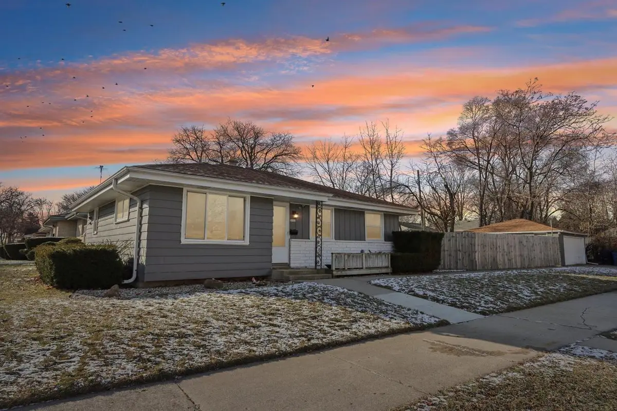 5103 Kinzie AVENUE, Racine, WI 53406 - Image #1