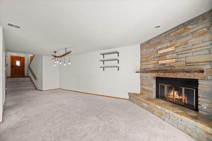 N89W16327 Main STREET #A7, Menomonee Falls, WI 53051 - Image #3