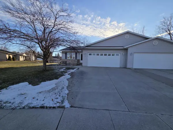 2209 Virginia DRIVE, Manitowoc, WI 54220