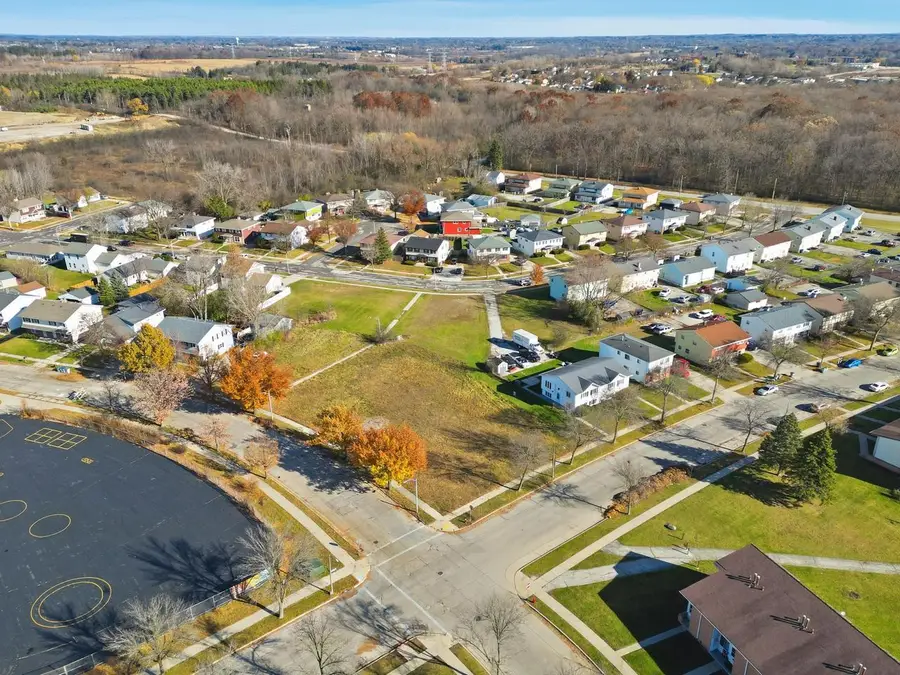 9416 W ALLYN STREET, Milwaukee, WI 53224 - #3