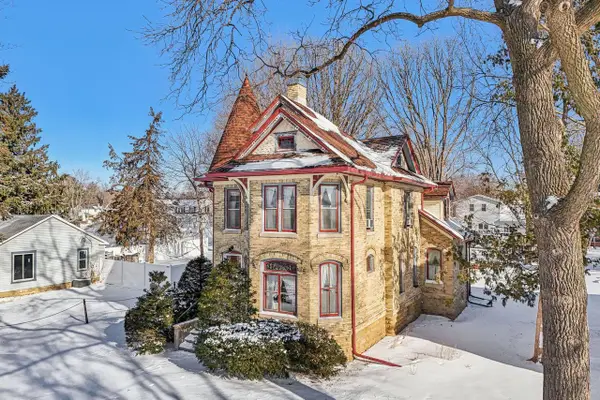 216 E Madison STREET, Lake Mills, WI 53551