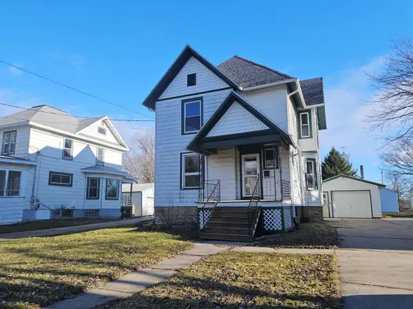 215 N Main STREET, Reeseville, WI 53579