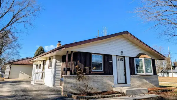 4127 S 89th STREET, Greenfield, WI 53228