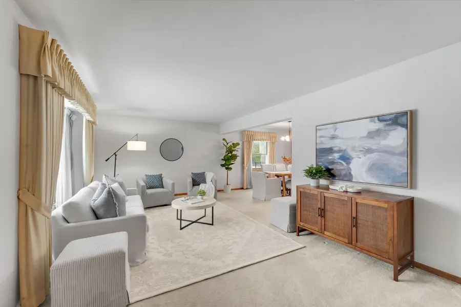 6585 N Range Line ROAD, Glendale, WI 53209 - Image #3