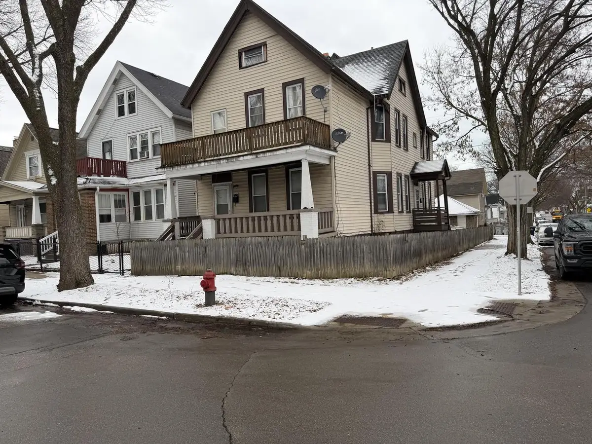 1036 S 20th STREET, Milwaukee, WI 53204 - Image #1