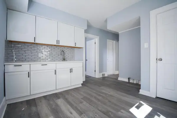 2172 W Forest Home AVENUE, Milwaukee, WI 53215