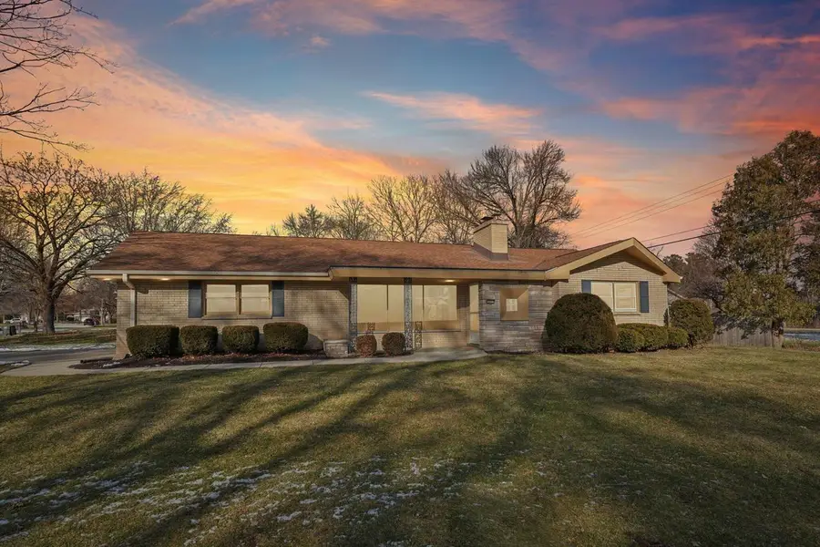 10322 W Concordia AVENUE, Wauwatosa, WI 53222 - Image #2