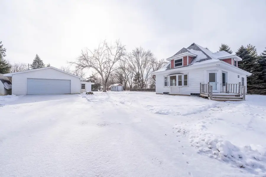 14703 Washington AVENUE, Union Grove, WI 53182 - Image #2