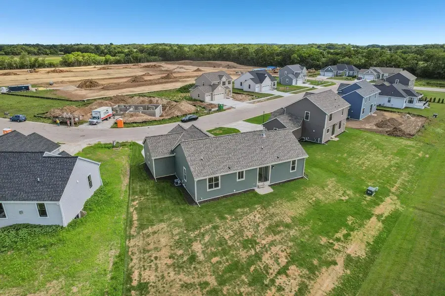 2707 Mapleton AVENUE, East Troy, WI 53120 - #3