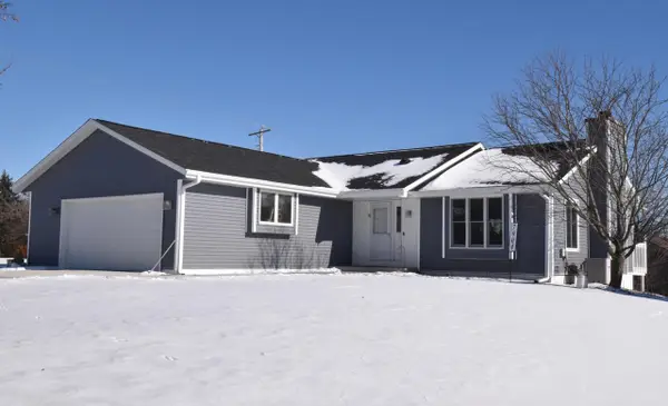 7904 S 67th STREET, Franklin, WI 53132