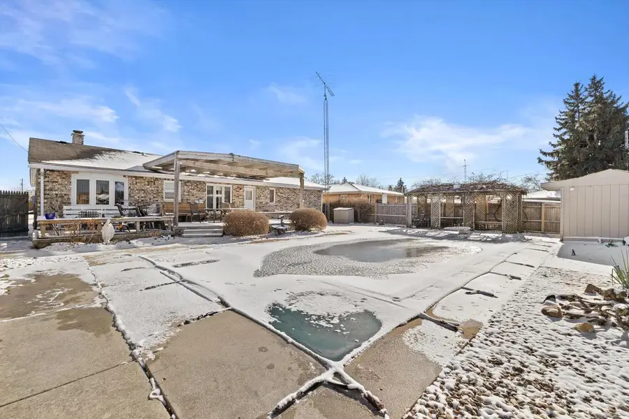 2138 25th AVENUE, Kenosha, WI 53140 - Image #2