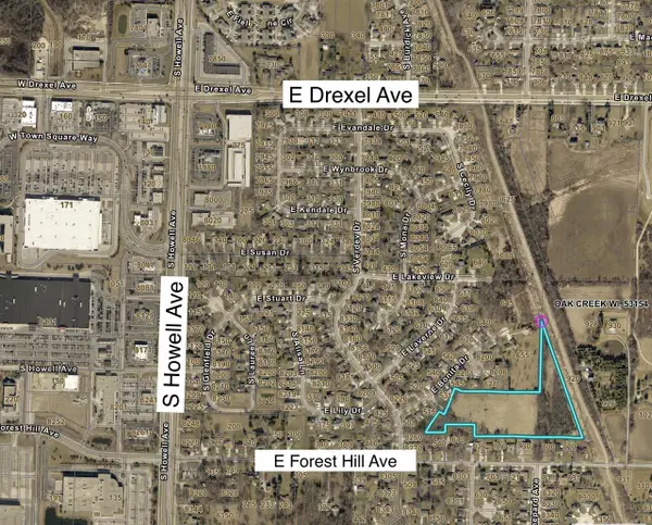 640 E DARCY DRIVE, Oak Creek, WI 53154