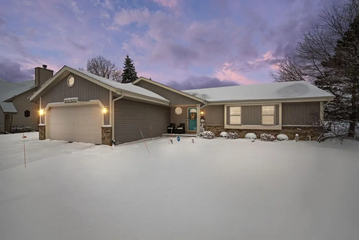 W152N7433 Westwood DRIVE, Menomonee Falls, WI 53051 - #1