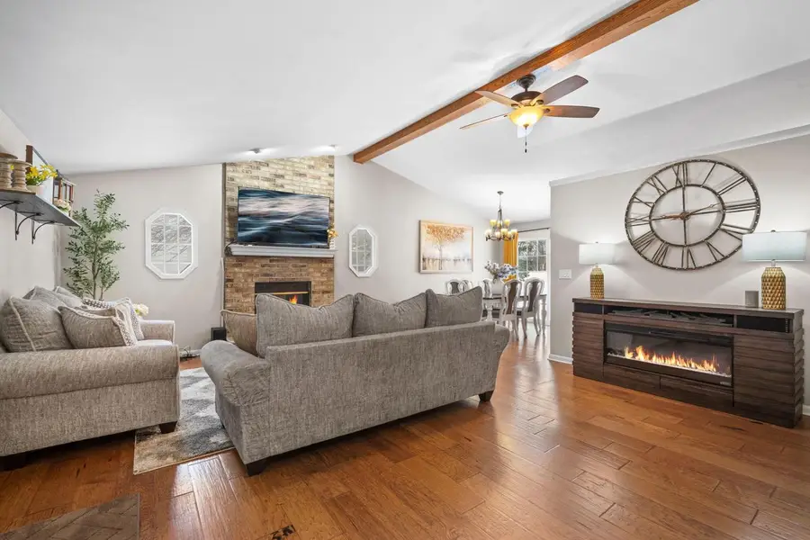 W152N7433 Westwood DRIVE, Menomonee Falls, WI 53051 - #3