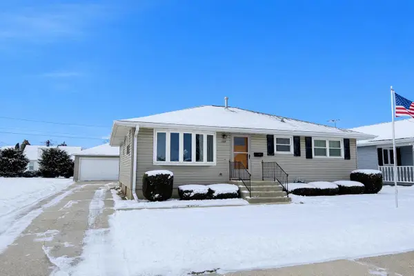 1706 George STREET, Manitowoc, WI 54220