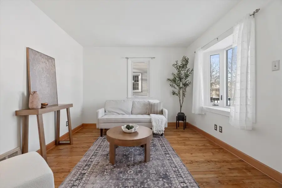 2319 E Eden PLACE, Saint Francis, WI 53235 - #2