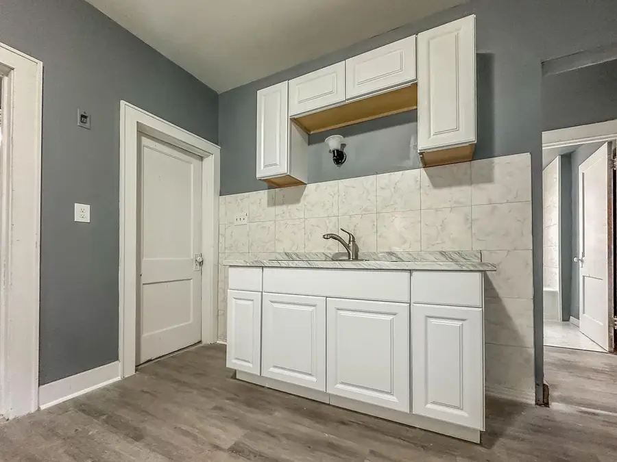 1331 N 44th STREET, Milwaukee, WI 53208 - Image #2