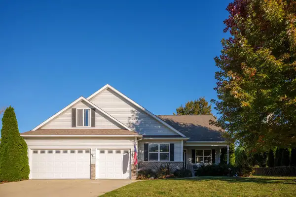 2044 Matthew AVENUE, Twin Lakes, WI 53181