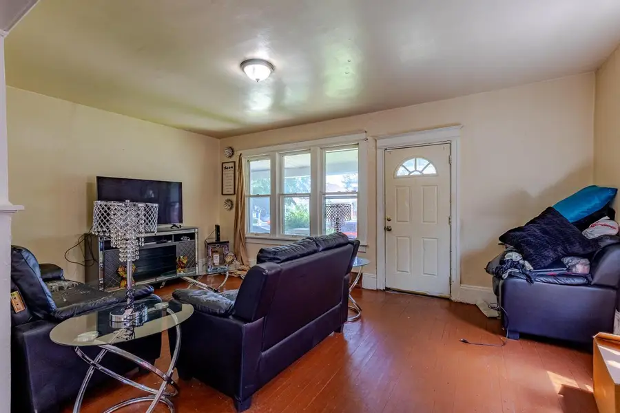 4047 N 19th STREET #4049, Milwaukee, WI 53209 - Image #2