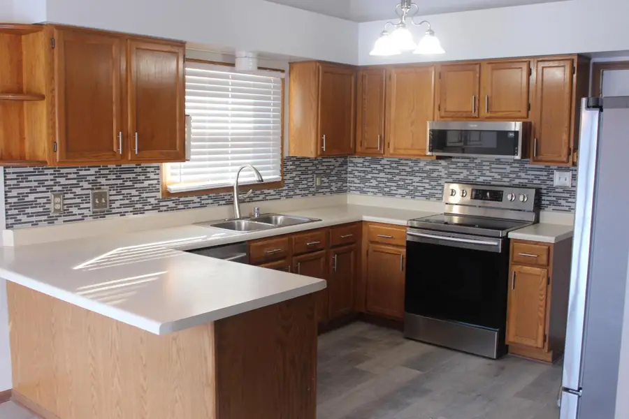 9334 W Clovernook STREET, Milwaukee, WI 53224 - Image #2