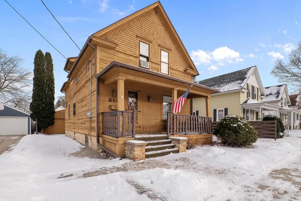 851 N 10th STREET, Manitowoc, WI 54220 - #1