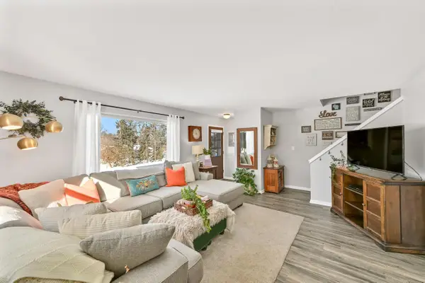 18590 Kamala COURT, Brookfield, WI 53045