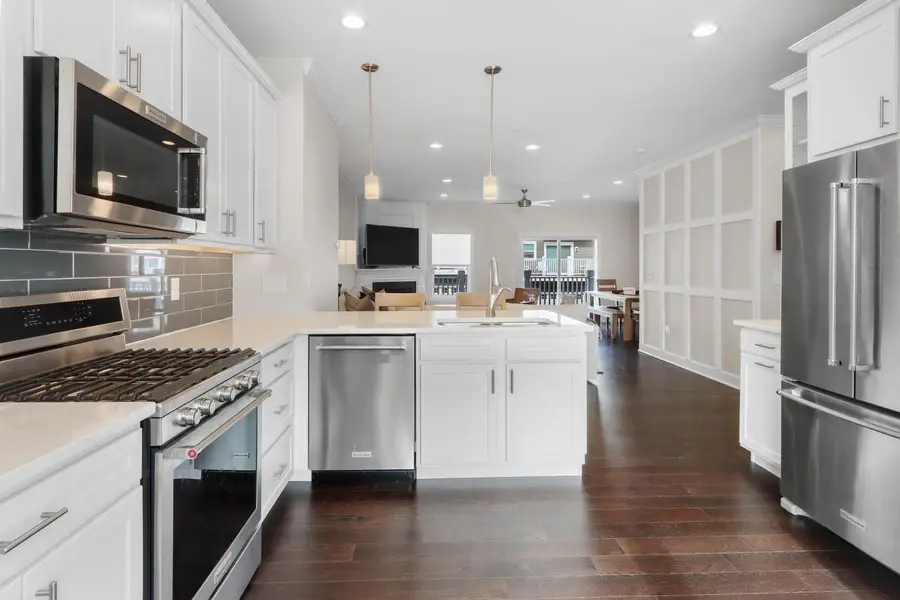 170 3rd AVENUE, Fontana, WI 53125 - #2