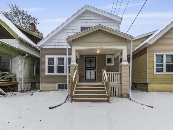 1818 W Nash STREET, Milwaukee, WI 53206