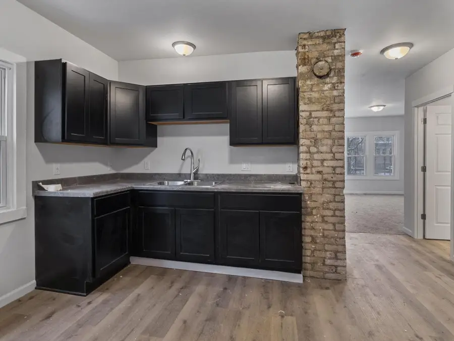 1818 W Nash STREET, Milwaukee, WI 53206 - Image #2