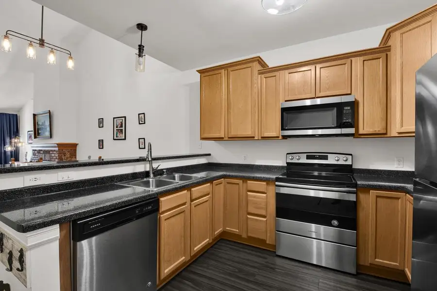 2030 Rainbow Lake LANE #323, West Bend, WI 53090 - #2