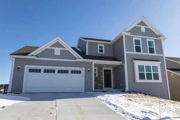1684 Misty Ridge LANE, Grafton, WI 53024