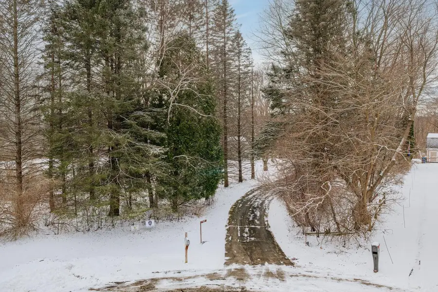 707 Kimberly COURT, Grafton, WI 53024 - Image #2