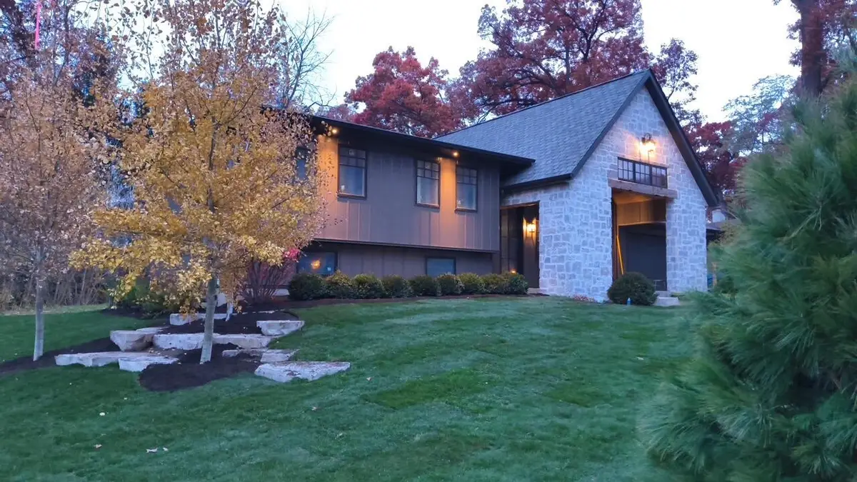 853 Sauganash DRIVE, Fontana, WI 53125 - Image #1