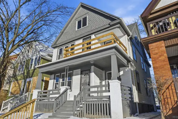 4222 W Lloyd STREET, Milwaukee, WI 53208