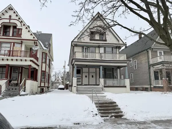 3206 W Mckinley BOULEVARD, Milwaukee, WI 53208