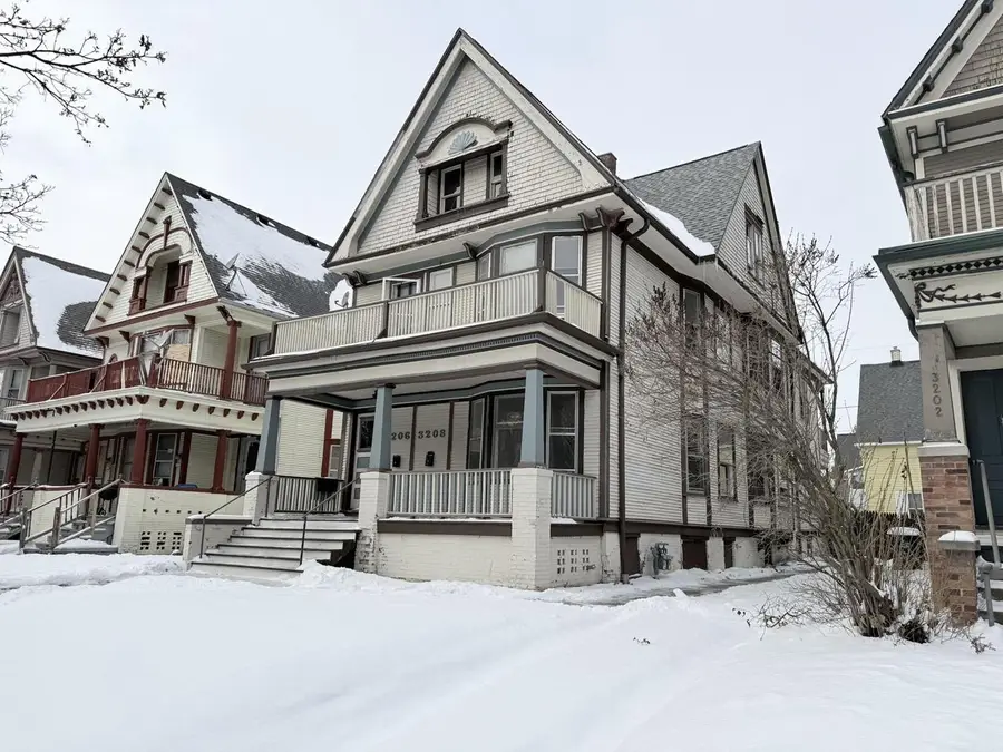 3206 W Mckinley BOULEVARD, Milwaukee, WI 53208 - Image #3