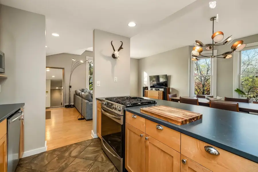 224 W Vine STREET #201, Milwaukee, WI 53212 - #3