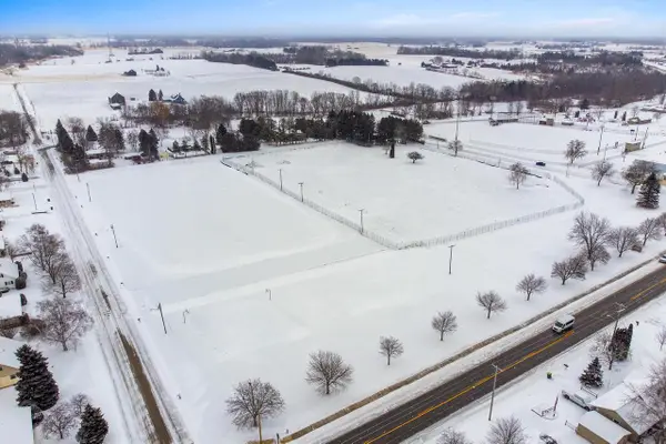 506 KENNEDY AVENUE, Howards Grove, WI 53083