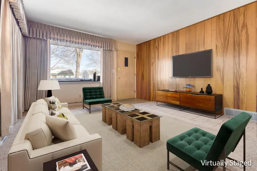 2813 E Allerton AVENUE, Saint Francis, WI 53235 - #3