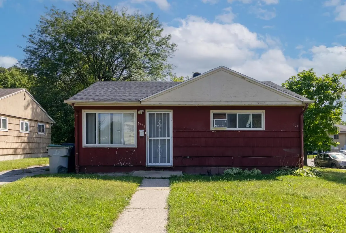 6127 W Carmen AVENUE, Milwaukee, WI 53218 - Image #1