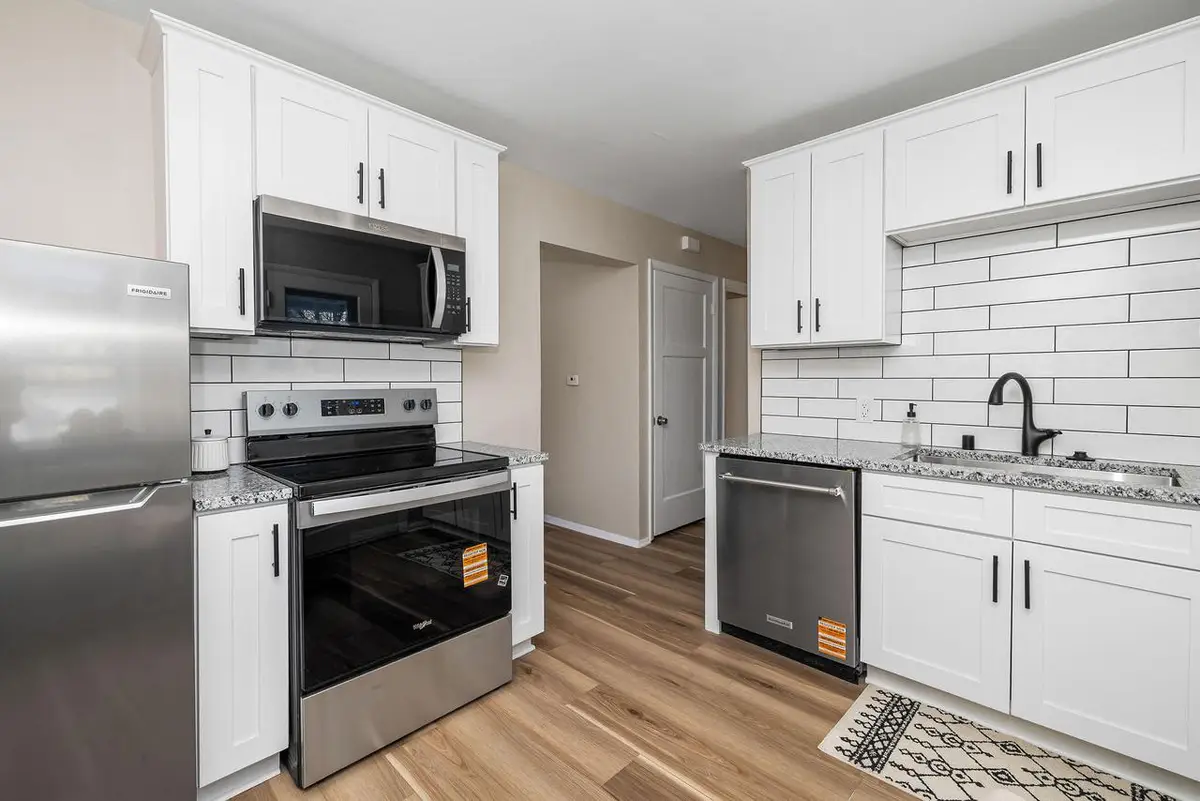 3526 W Glendale AVENUE, Milwaukee, WI 53209 - Image #1