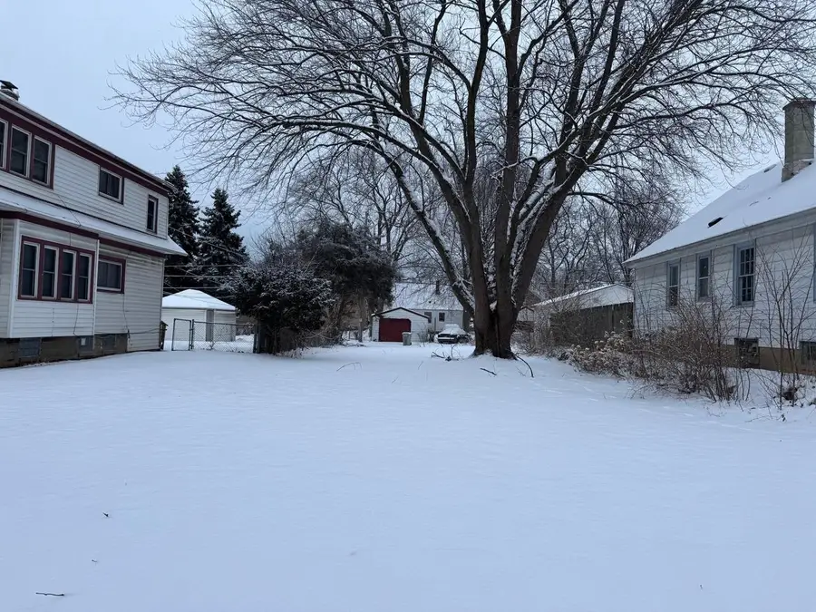4352 N 17TH STREET, Milwaukee, WI 53209 - Image #2
