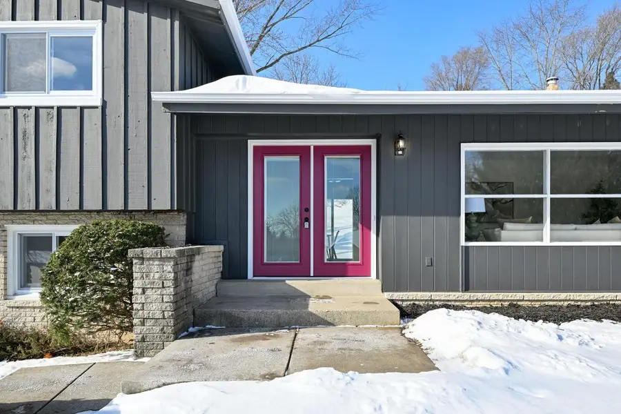 5135 S Menard DRIVE, New Berlin, WI 53151 - Image #3