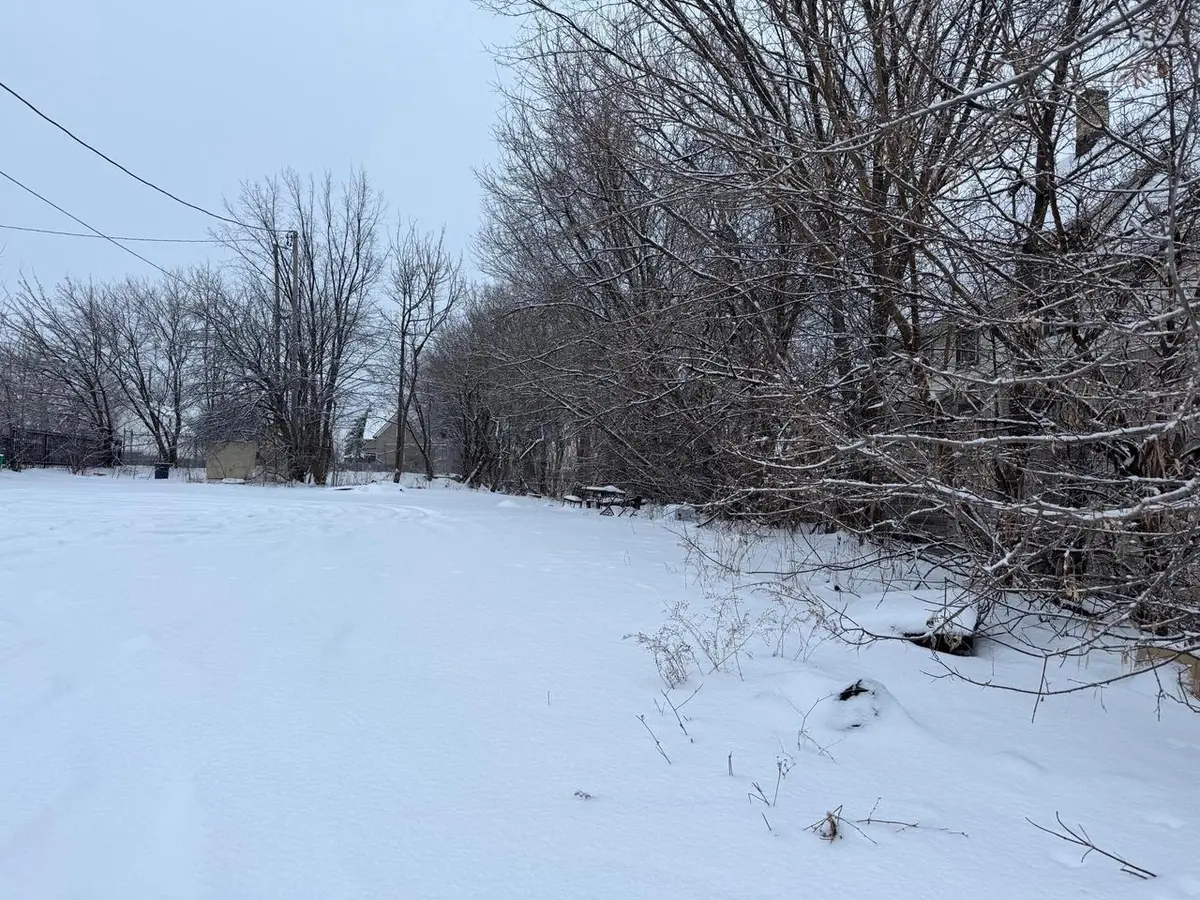 1426 W GROELING AVENUE, Milwaukee, WI 53206 - Image #1